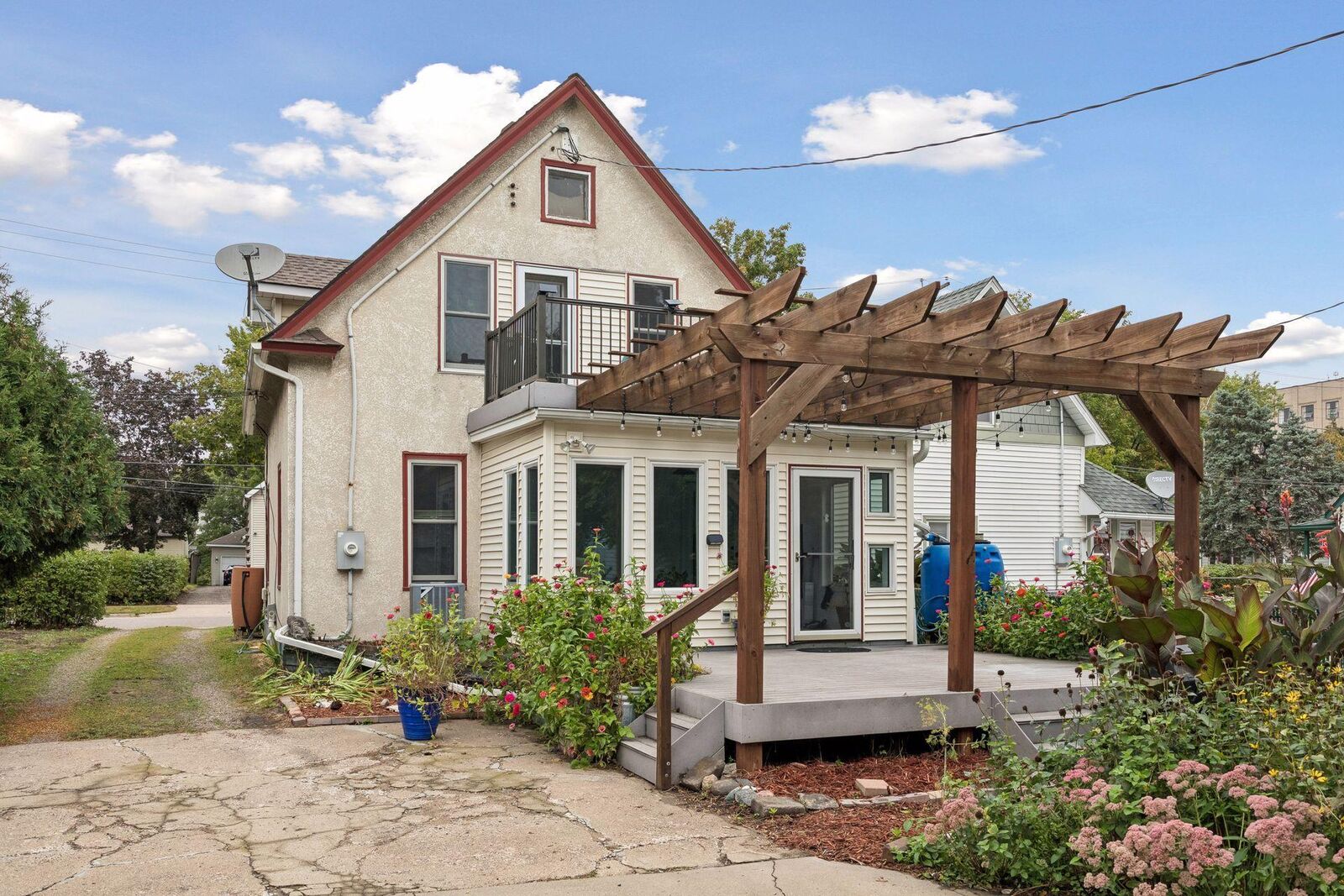 Property Photo:  30 22nd Avenue NE  MN 55418 