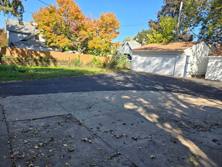 Property Photo:  1156 Galtier Street  MN 55117 