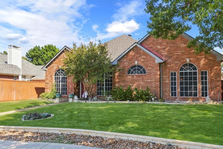 Property Photo:  5104 Teddington Park Drive  TX 75023 