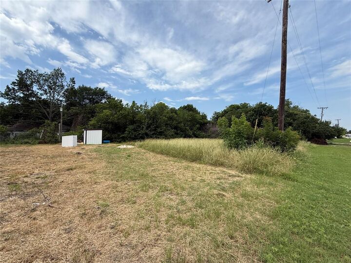 Property Photo:  4724 E University Drive  TX 76208 