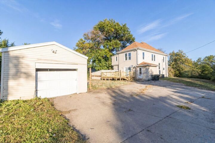Property Photo: 112 16th Street IA 51103