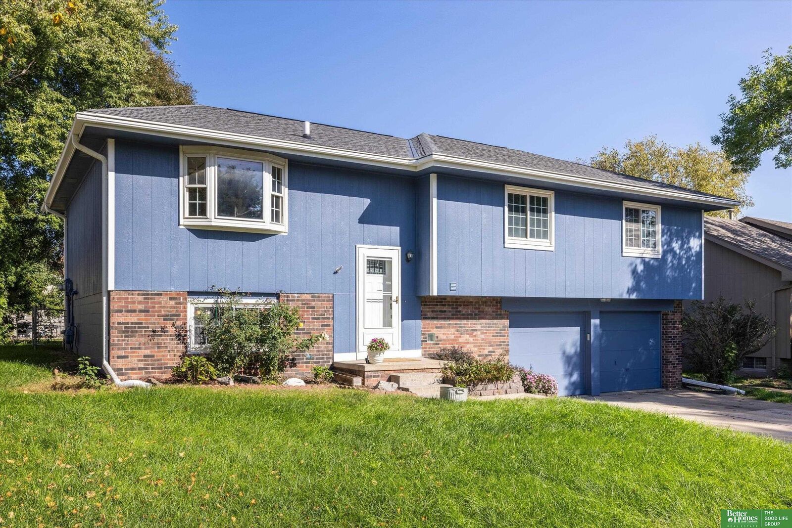 Property Photo: 13420 Josephine Street NE 68138
