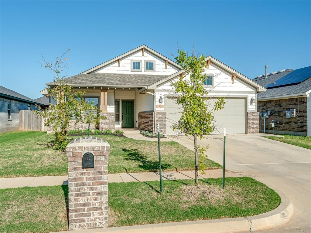 Property Photo: 3305 Pagoda Pead Drive OK 73099