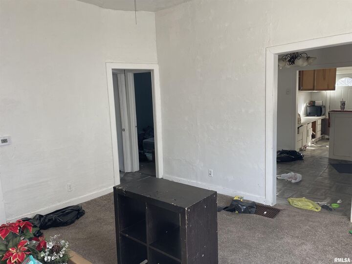 Property Photo:  116 W Maple Street  IL 61520 