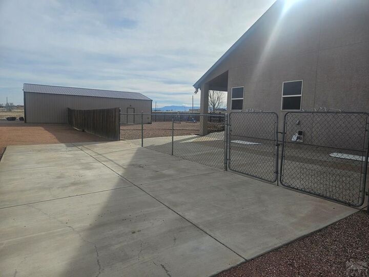 Property Photo:  1408 Kiva Dr  CO 81007 