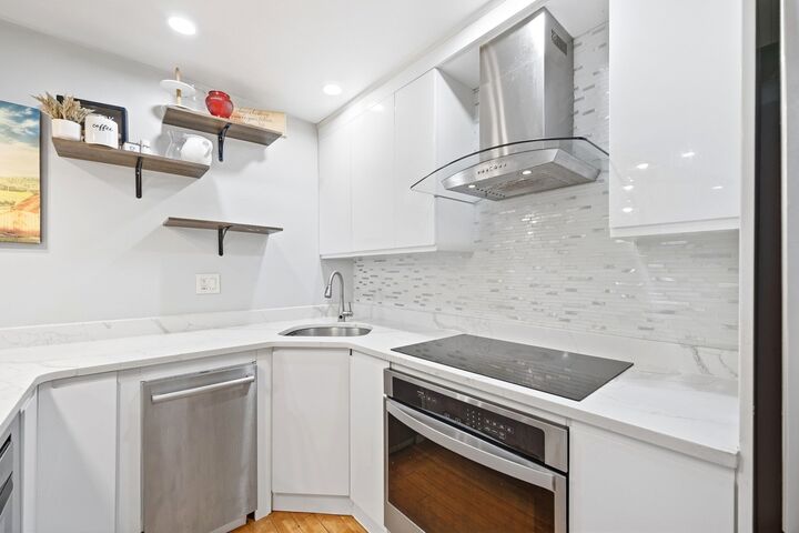 Property Photo: 336 Adams Street 6-1 MA 02122