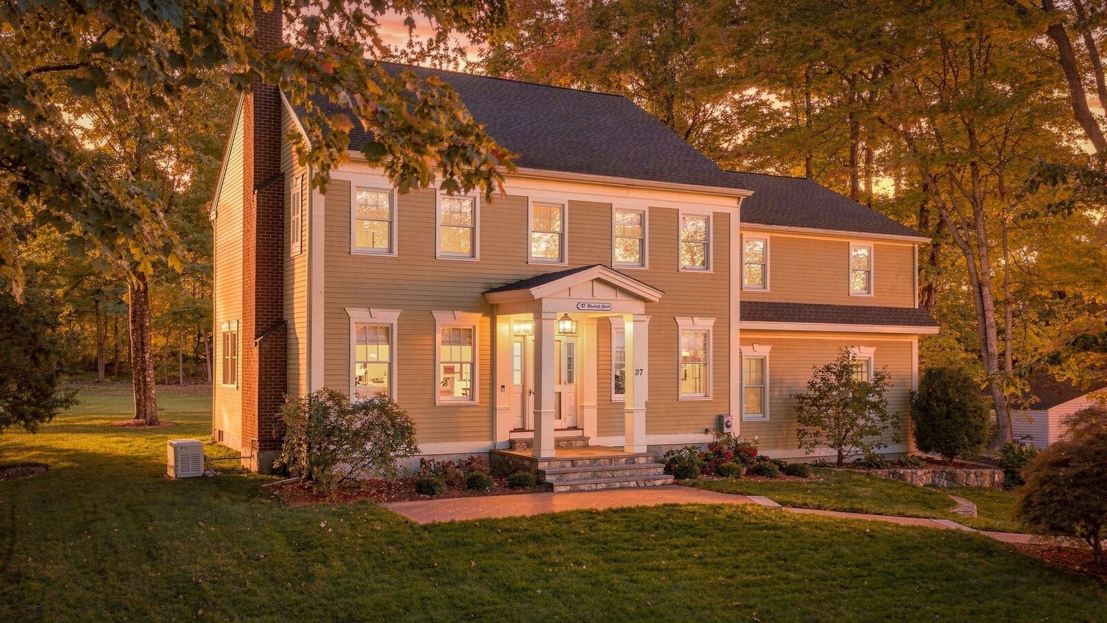 Property Photo:  37 Chestnut Street  MA 01845 