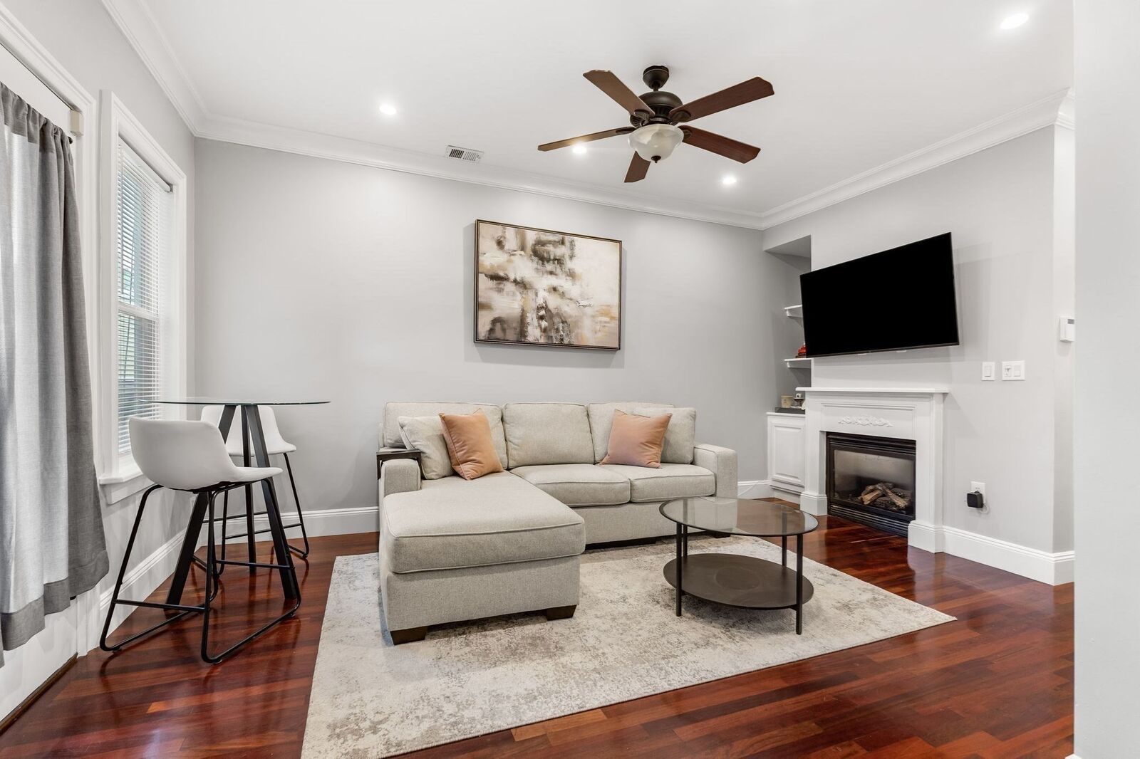 Property Photo:  26 Vinton Street 2  MA 02127 