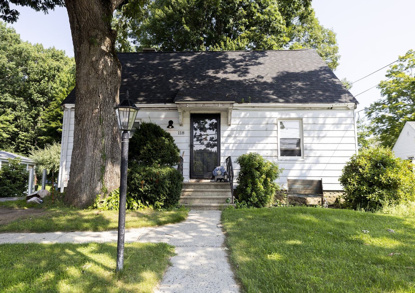 Property Photo: 118 Ararat St MA 01606
