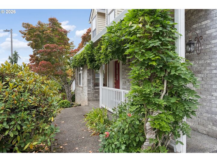 Property Photo:  9739 NW Maring Dr  OR 97229 