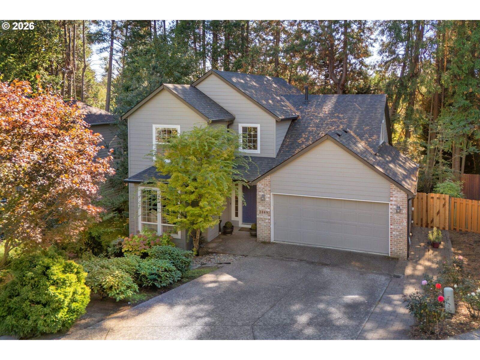 Property Photo:  3089 SW 84th Pl  OR 97225 