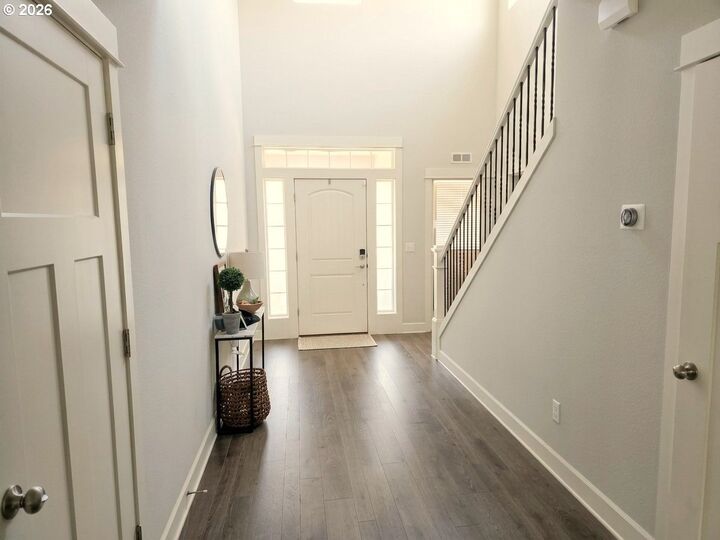 Property Photo:  5310 SE 81st Ave  OR 97123 