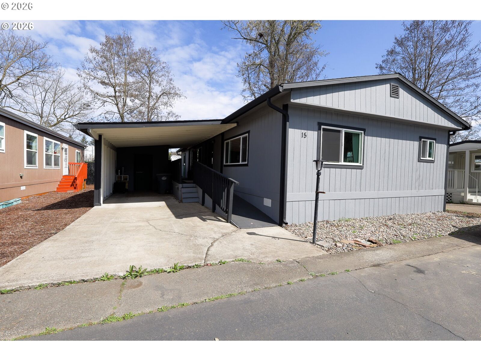 Property Photo:  1901 SE Minter Bridge Rd 15  OR 97123 