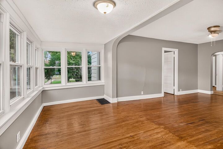 Property Photo:  206 W Main Street  IL 61054 