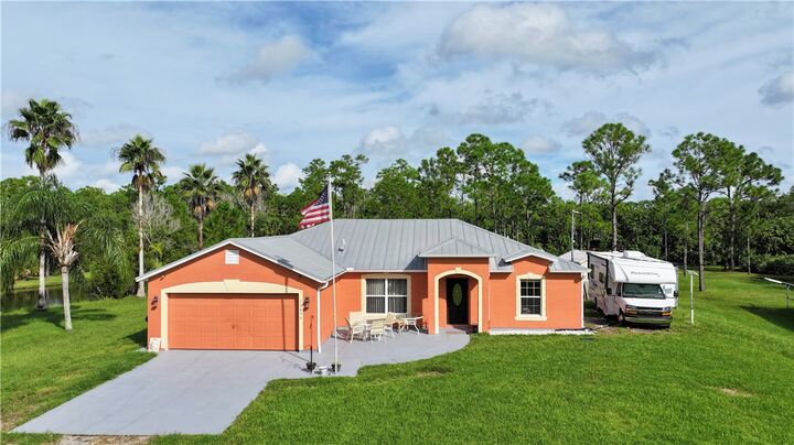 Property Photo:  13850 77th Street  FL 32948 