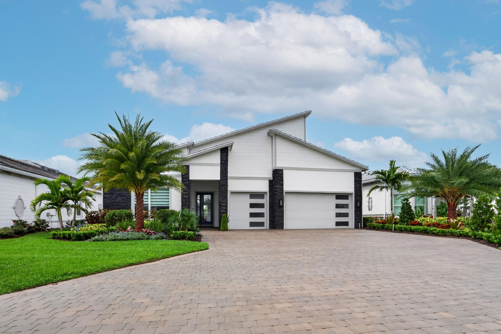 Property Photo: 10822 Stellar Circle FL 33412