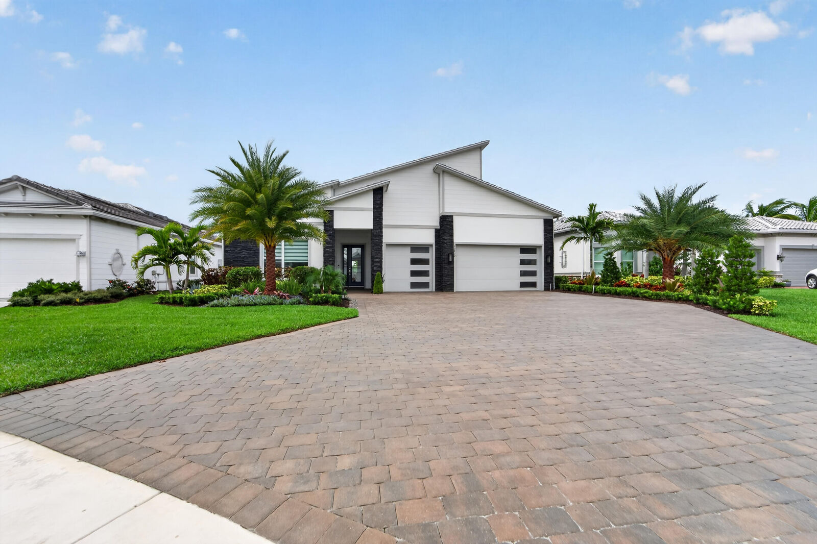 Property Photo:  10822 Stellar Circle  FL 33412 