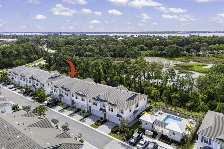 Property Photo:  224 Preserve Trail S  FL 34994 