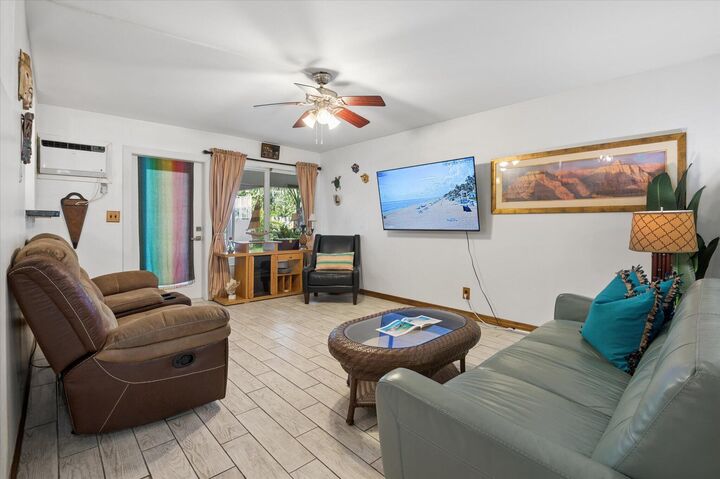 Property Photo: 2501 N Ocean Boulevard 8 FL 33062