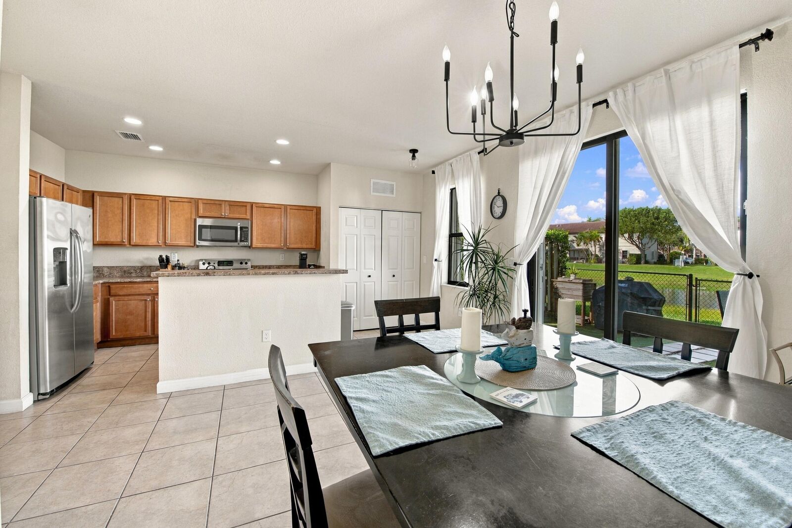 Property Photo: 4244 SW 164th Court FL 33185
