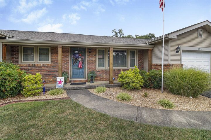 Property Photo: 104 S 10th Street KY 42127