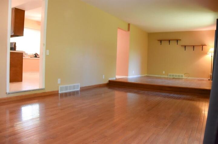 Property Photo:  1433 Joseph Street  MI 48638 