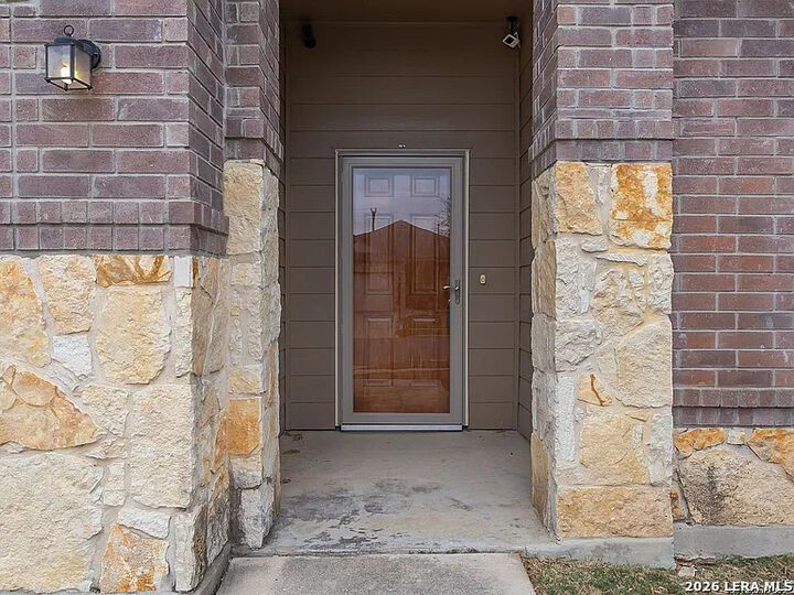 Property Photo: 7535 Derby Vis TX 78154