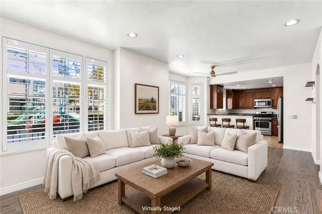 Property Photo:  23412 Pacific Park 10F  CA 92656 