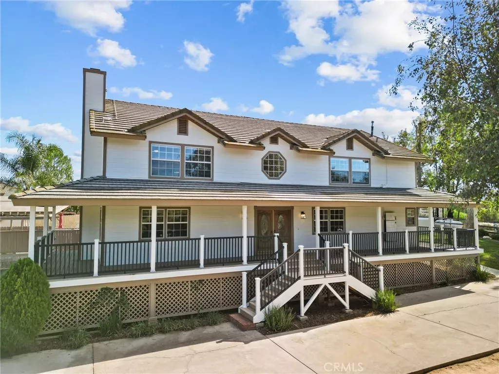 Property Photo:  41900 Green Tree  CA 92592 
