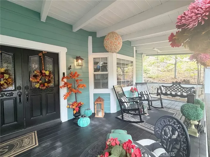 Property Photo:  934 Teakwood  CA 92352 