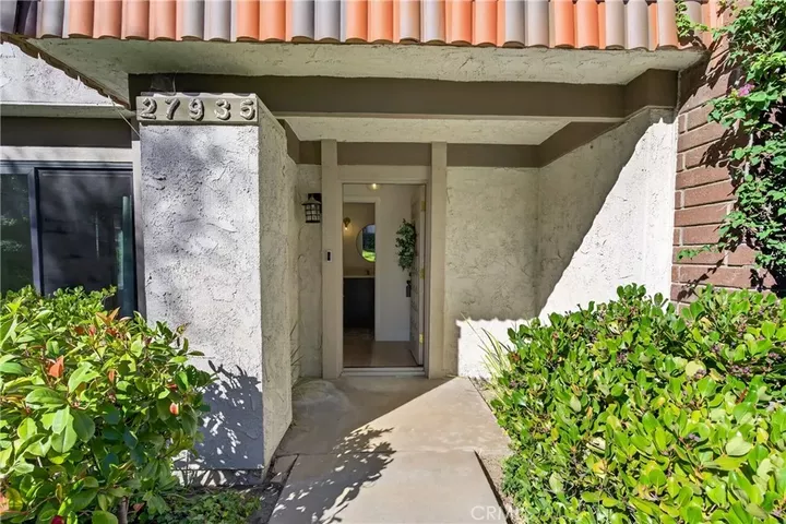 Property Photo: 27935 Ridgebrook Court CA 90275