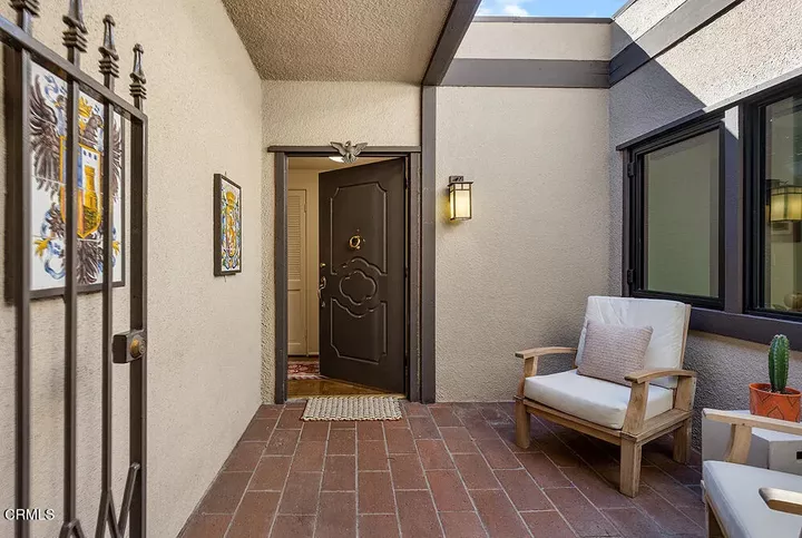 Property Photo:  480 S Orange Grove 1  CA 91105 