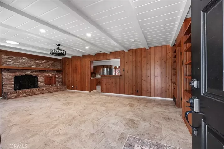 Property Photo:  1860 S Juniper South  CA 92025 