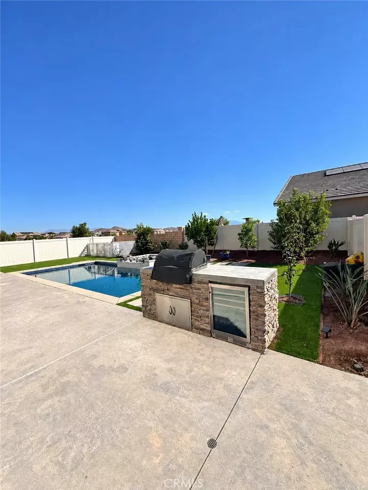 Property Photo:  32404 Peters Street  CA 92584 