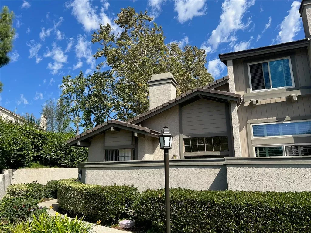 Property Photo:  15 Starfall  CA 92603 