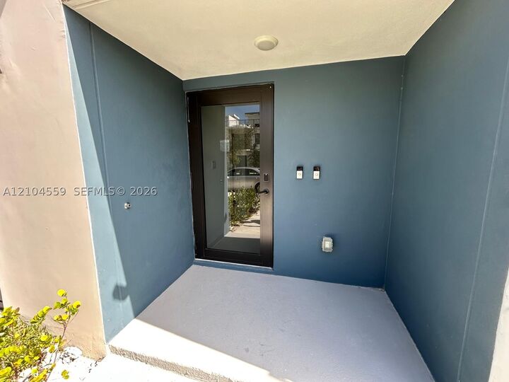Property Photo: 14560 SW 261st Ter 1 FL 33032