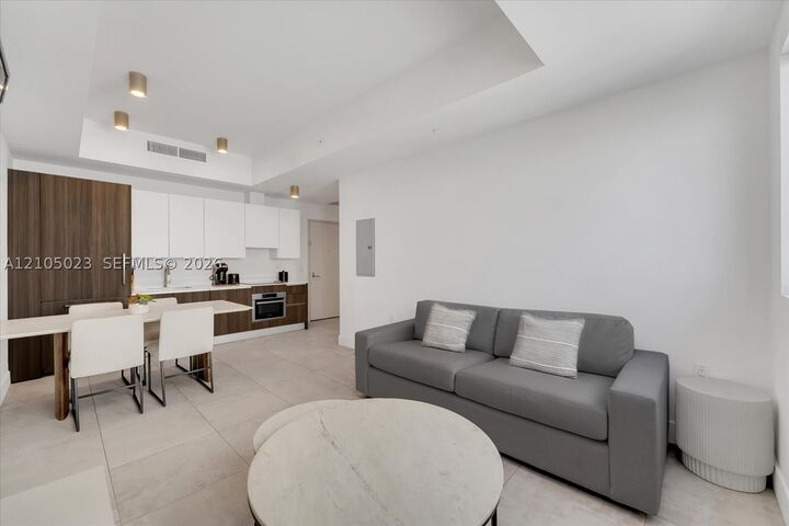 Property Photo:  239 SW 9th St 1603  FL 33130 