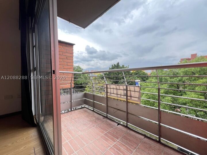 Property Photo: Calle 37 No. 80A-13 Calle 37 No. 80A-13, Int 402, Laureles,