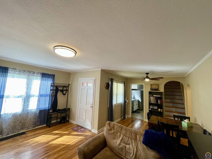 Property Photo: 3808 SW Sena Dr KS 66604