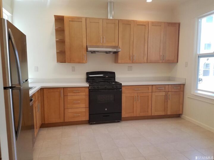 Property Photo:  1664 Chestnut Street  CA 94123 