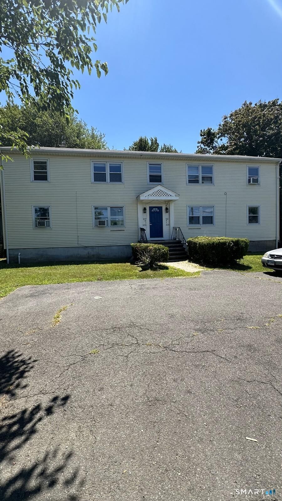 Property Photo:  635 Canfield Ext Avenue  CT 06604 