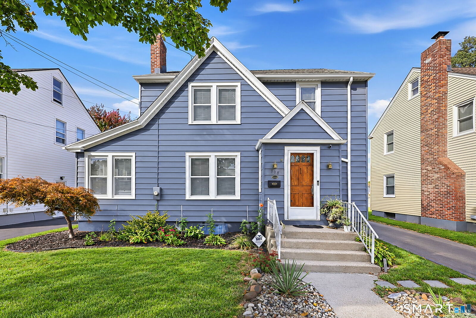 Property Photo:  108 Cromwell Street  CT 06114 