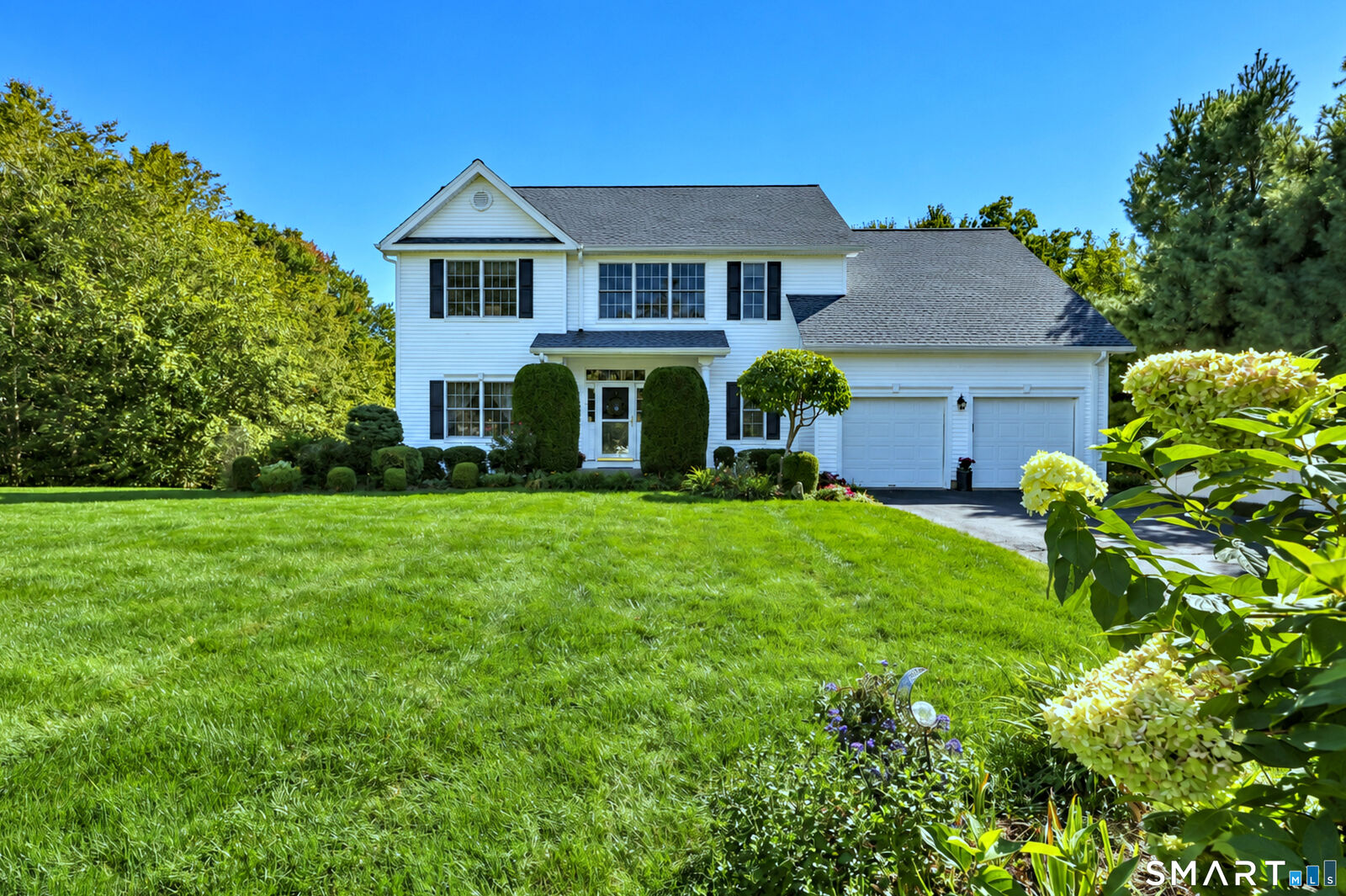 Property Photo: 29 Masters Lane CT 06461