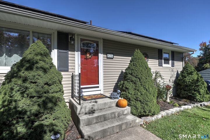Property Photo:  526 Westfield Street  CT 06457 