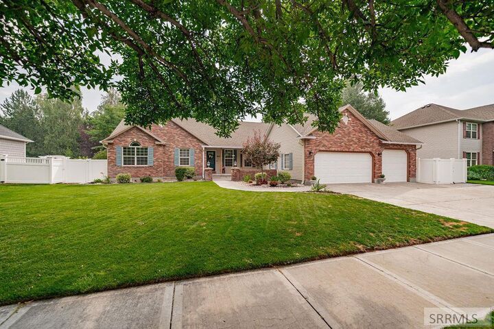 Property Photo: 3803 Woodhaven Lane ID 83404