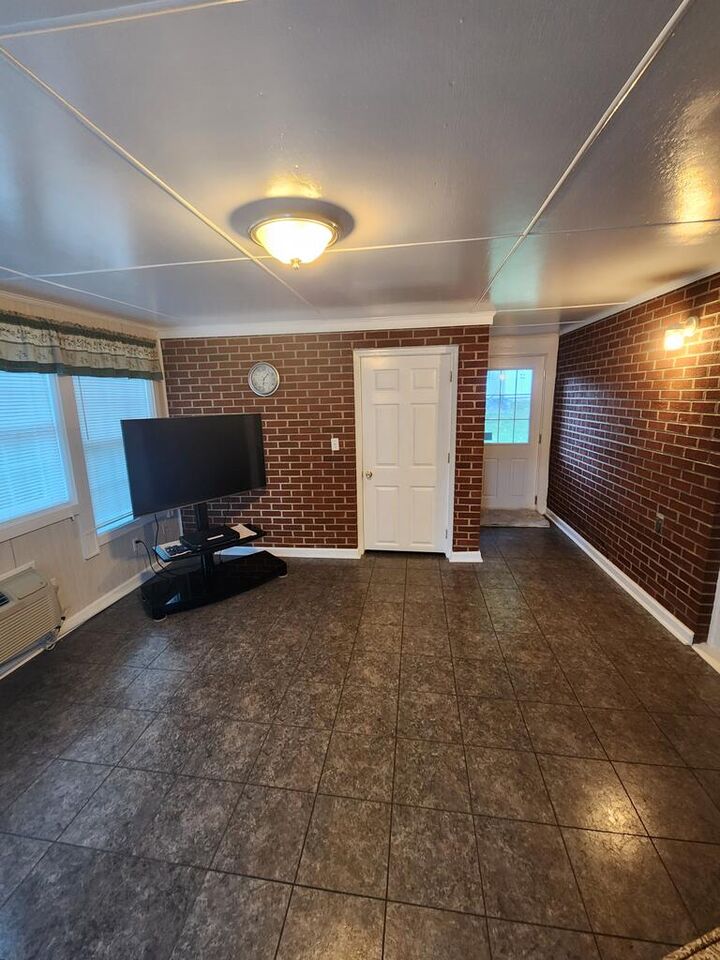 Property Photo:  159 159 Cypress Dr.  VA 24354 