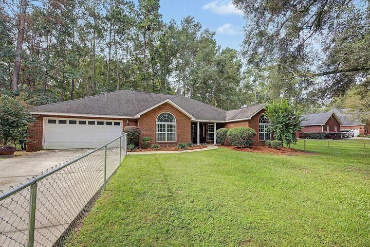 Property Photo: 7787 Mahan Drive FL 32309