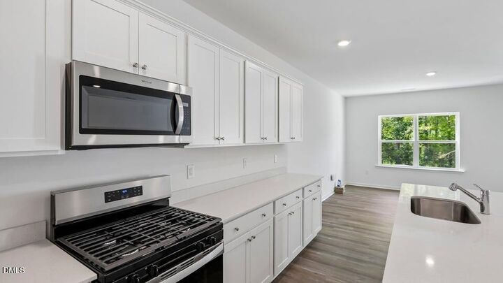 Property Photo: 537 Stream Walk Crossing NC 27591