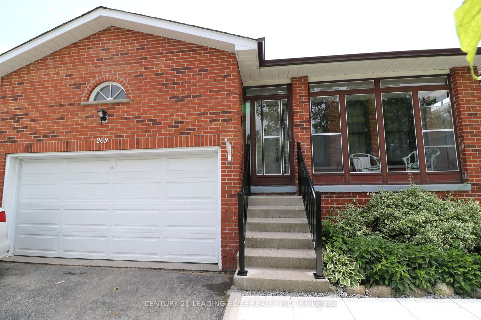 Property Photo: 263 Ingleton Boulevard Bsmt ON M1V 2A3