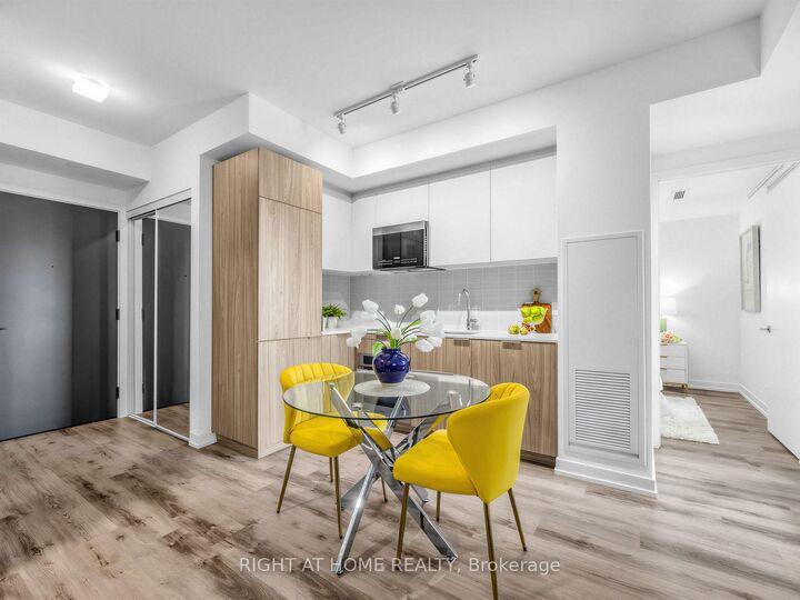 Property Photo:  28 Eastern Avenue 723  ON M5A 0Y2 